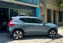 Camionetas - Volvo XC40 B4 2023 Electrico / Hibrido 65000Km - En Venta
