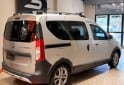 Utilitarios - Renault Kangoo II Stepway 2023 GNC 95000Km - En Venta