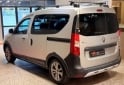 Utilitarios - Renault Kangoo II Stepway 2023 GNC 95000Km - En Venta