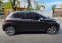 Autos - Peugeot 208 feline 2013 Nafta 94000Km - En Venta