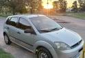 Autos - Ford Fiesta 2004 Nafta 276000Km - En Venta
