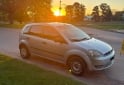 Autos - Ford Fiesta 2004 Nafta 276000Km - En Venta