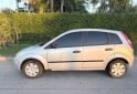 Autos - Ford Fiesta 2004 Nafta 276000Km - En Venta