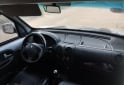 Utilitarios - Renault Kangoo 2014 GNC 230000Km - En Venta