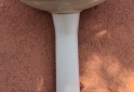 Hogar - Lavatorio con columna 3 Agujeros, con grifer�a. - En Venta