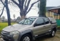 Autos - Fiat Strada doble cabina 2013 Nafta 220000Km - En Venta