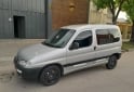 Utilitarios - Peugeot Partner 1.9 2009 Diesel 240000Km - En Venta