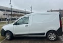 Utilitarios - Renault Kangoo 2024 Nafta 23980Km - En Venta
