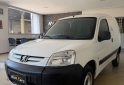 Utilitarios - Peugeot Partner Bussines 2016 Nafta 117000Km - En Venta