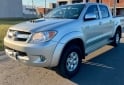 Camionetas - Toyota 1012 hilux 2012 Diesel 200000Km - En Venta