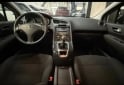 Autos - Peugeot 5008 2014 Nafta 190000Km - En Venta