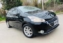 Autos - Peugeot 208 2015 GNC 129000Km - En Venta