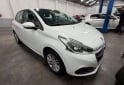 Autos - Peugeot 208 ALLURE 2016 Nafta 117000Km - En Venta