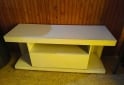 Herramientas - VENDO RACK TV MELANINA GRANDE CON RUEDAS - En Venta