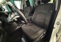 Camionetas - Toyota Hilux SR 2023 Diesel 110000Km - En Venta