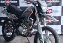 Motos - Motomel SKUA SILVER 150 CC 2025 Nafta 7000Km - En Venta