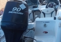Embarcaciones - Vendo fishing 490 titular todo en regla 300 horas de uso con trailer. - En Venta