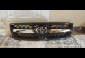 Accesorios para Autos - Parrilla hilux 2006 con led C/D - En Venta