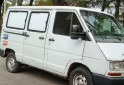 Utilitarios - Renault Traffic 2001 Nafta 1234Km - En Venta