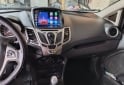 Autos - Ford Fiesta kinetic 2011 Nafta 178000Km - En Venta
