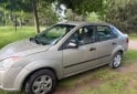 Autos - Ford fiesta max 2009 Nafta 142000Km - En Venta