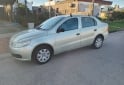 Autos - Volkswagen Voyage Confortline 2009 Nafta 183000Km - En Venta