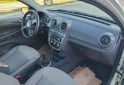 Autos - Volkswagen Voyage Confortline 2009 Nafta 183000Km - En Venta