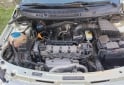 Autos - Volkswagen Voyage Confortline 2009 Nafta 183000Km - En Venta