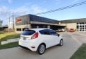 Autos - Ford Fiesta Titanium Powershif 2015 Nafta 178000Km - En Venta