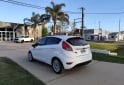 Autos - Ford Fiesta Titanium Powershif 2015 Nafta 178000Km - En Venta