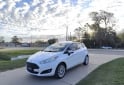 Autos - Ford Fiesta Titanium Powershif 2015 Nafta 178000Km - En Venta
