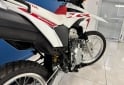 Motos - Honda TORNADO XR 250 2023 Nafta 4900Km - En Venta