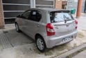 Autos - Toyota Etios xls 2017 Nafta 157300Km - En Venta