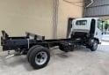 Camiones y Gr�as - ISUZU NPR75 CHASIS LARGO - En Venta