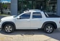 Camionetas - Renault OROCH OUTSIDER 2.0 NAV 2017 GNC 140000Km - En Venta