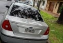 Autos - Ford Mondeo ghia 2001 Nafta 250Km - En Venta