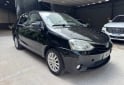 Autos - Toyota Etios XLS 2015 Nafta 180000Km - En Venta