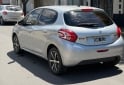 Autos - Peugeot 208 2015 Nafta 156000Km - En Venta