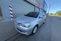 Autos - Toyota Etios XLS 2014 Nafta 140000Km - En Venta