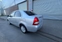 Autos - Toyota Etios XLS 2014 Nafta 140000Km - En Venta