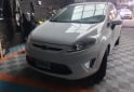 Autos - Ford Kinetic Titanium 2011 Nafta 178000Km - En Venta