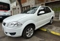 Autos - Fiat siena 2017 GNC 130000Km - En Venta
