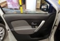 Autos - Renault Logan 2015 Nafta 120000Km - En Venta