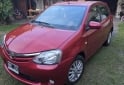 Autos - Toyota Etios XLS 2014 Nafta 83000Km - En Venta