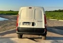 Utilitarios - Renault kangoo 1.6 furgon 2017 Nafta 106000Km - En Venta