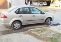 Autos - Ford Fiesta Max 2007 Nafta 203000Km - En Venta