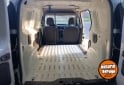 Utilitarios - Renault Kangoo 2020 Nafta 128000Km - En Venta