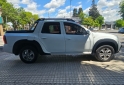 Camionetas - Renault OROCH OUTSIDER 2.0 NAV 2017 GNC 140000Km - En Venta