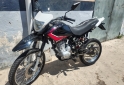Motos - Motomel Skua v6 2022 Nafta 20000Km - En Venta